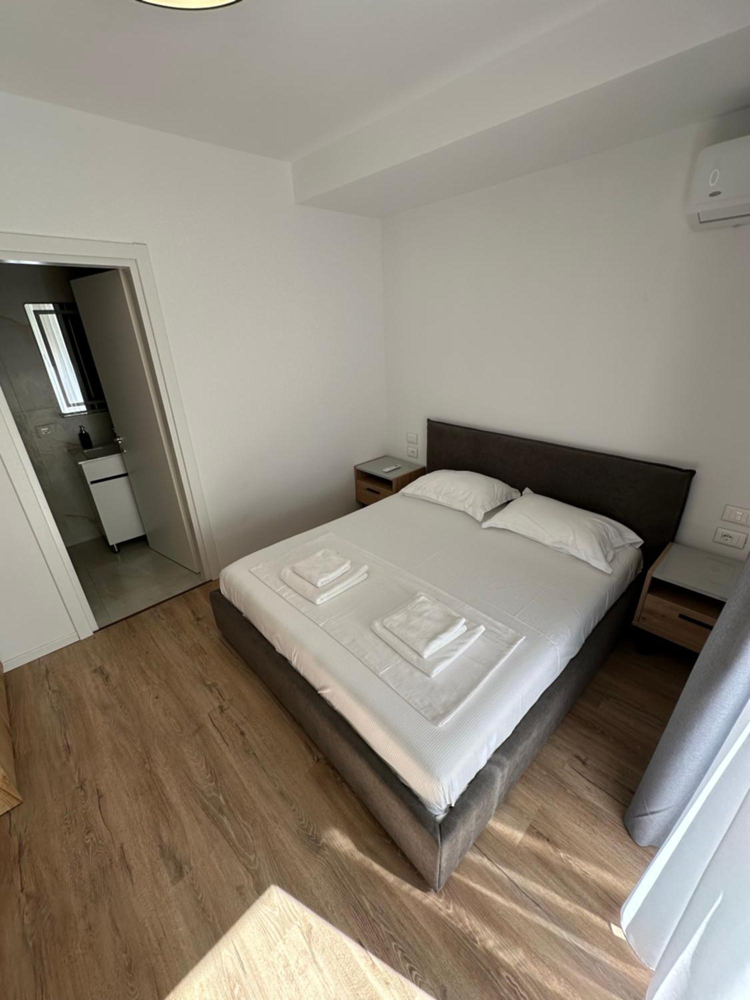 New Bazaar Studios Tiranë Ngoại thất bức ảnh