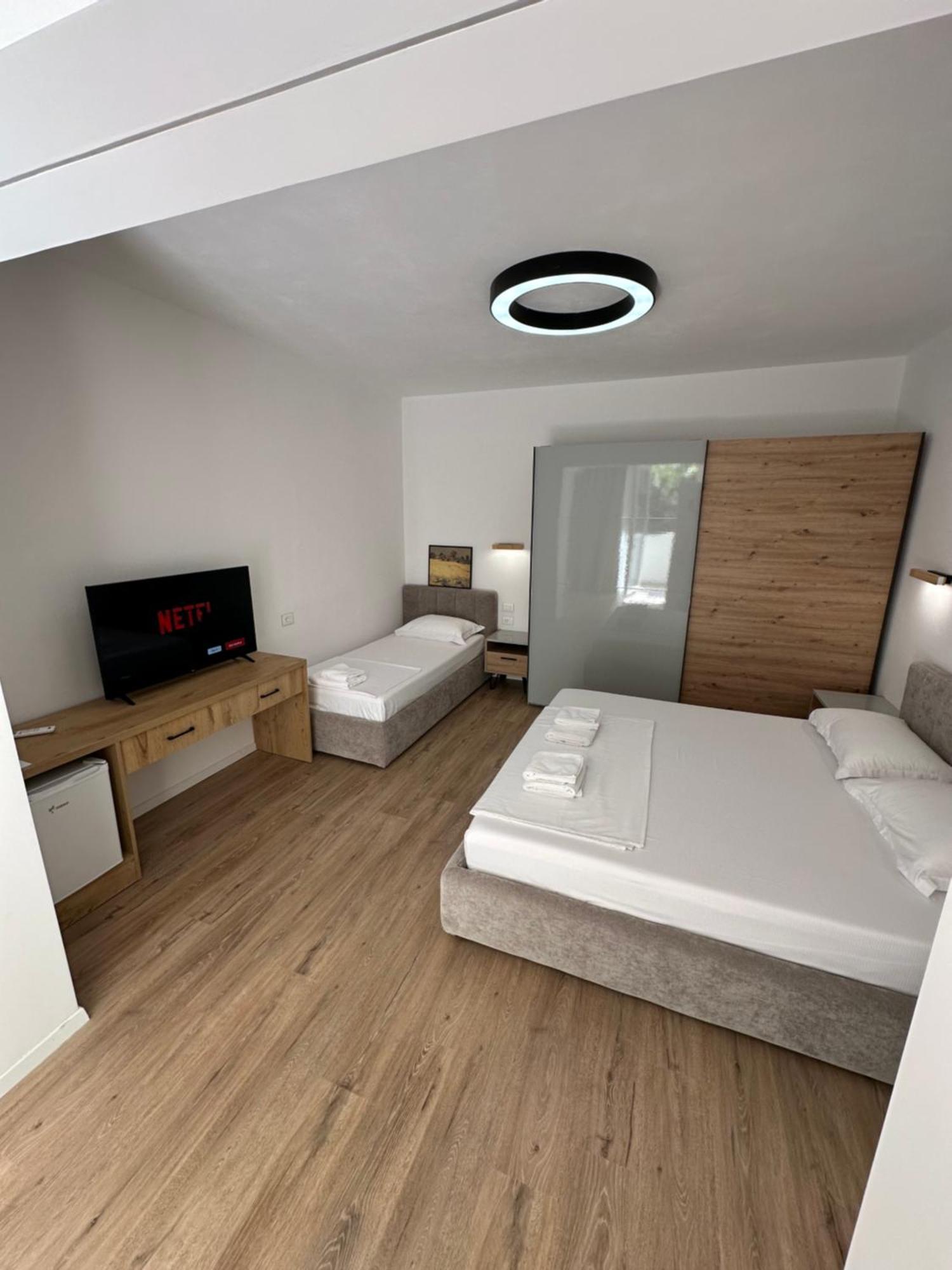 New Bazaar Studios Tiranë Ngoại thất bức ảnh