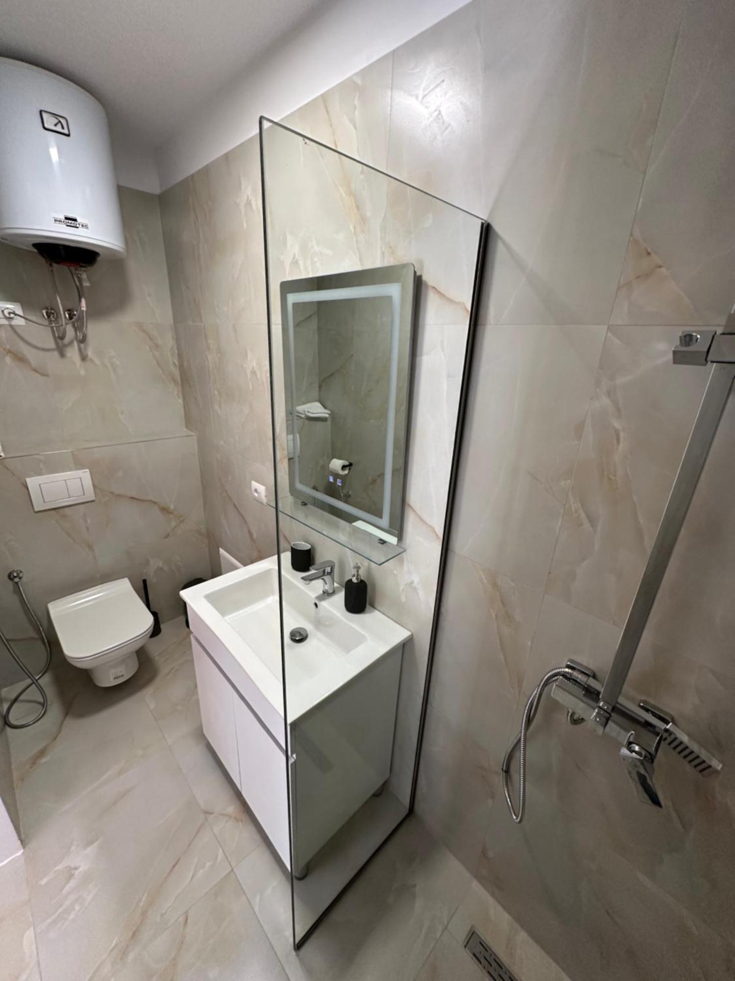 New Bazaar Studios Tiranë Ngoại thất bức ảnh